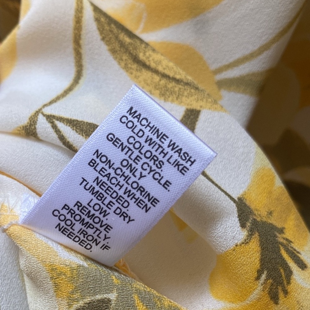 Cato Chiffon Tunic V-neckline Roll-tabs sleeve / Large - Picture 13 of 15